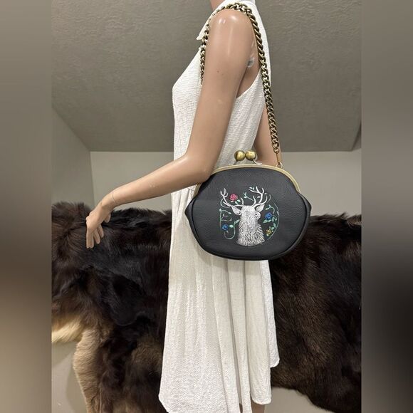 Hand-Tooled & Deer Texture Cowhide Handmade Kisslock Round Bag, Multi Use Style - Picture 2 of 16